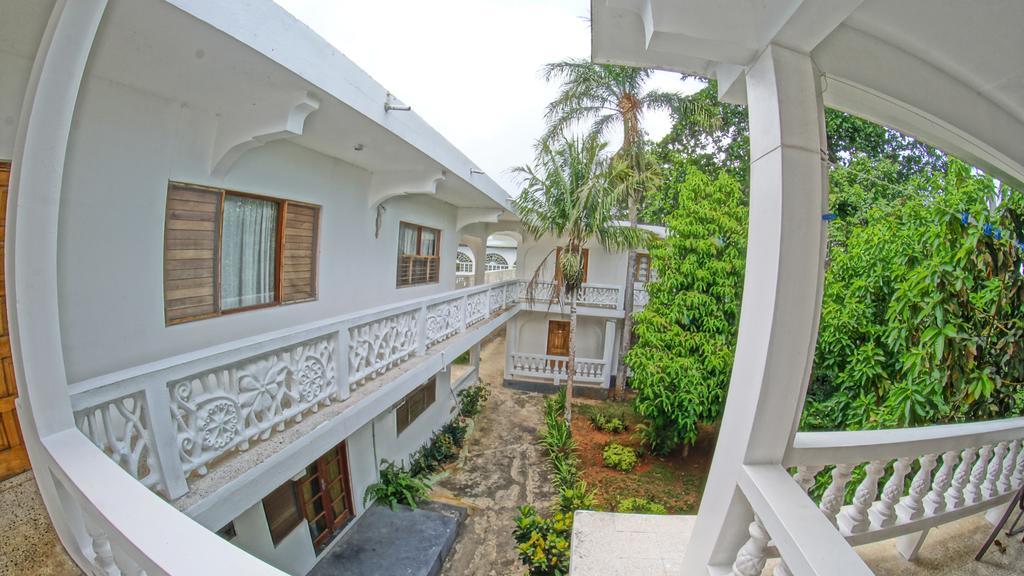 Pure Oasis Resort Negril Esterno foto
